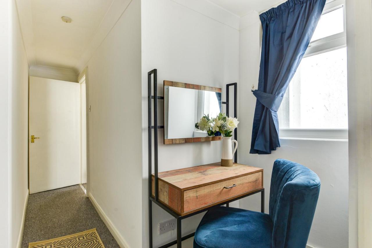 2 Bedroom Apartment - Queens Square Flat 1 Brighton Exterior photo
